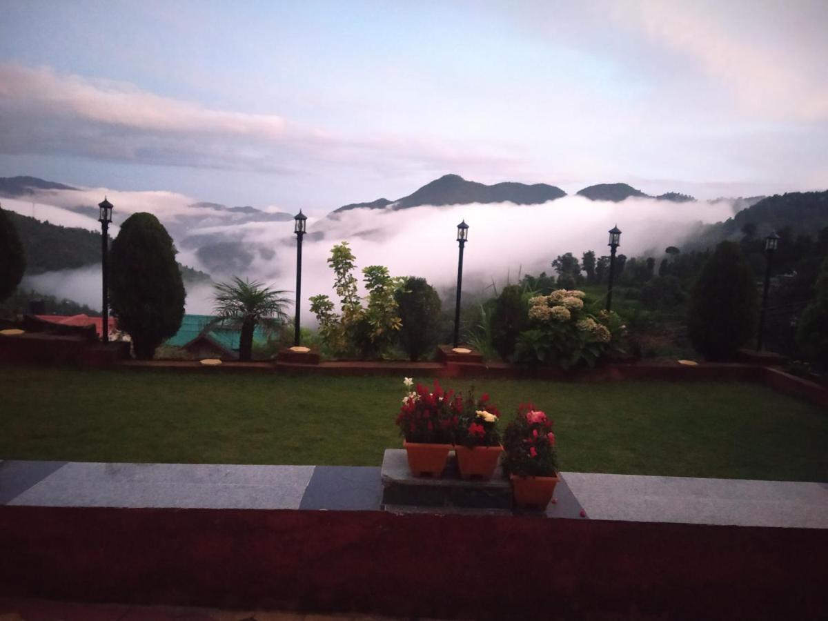 Sakoon Villa Shimla Luaran gambar